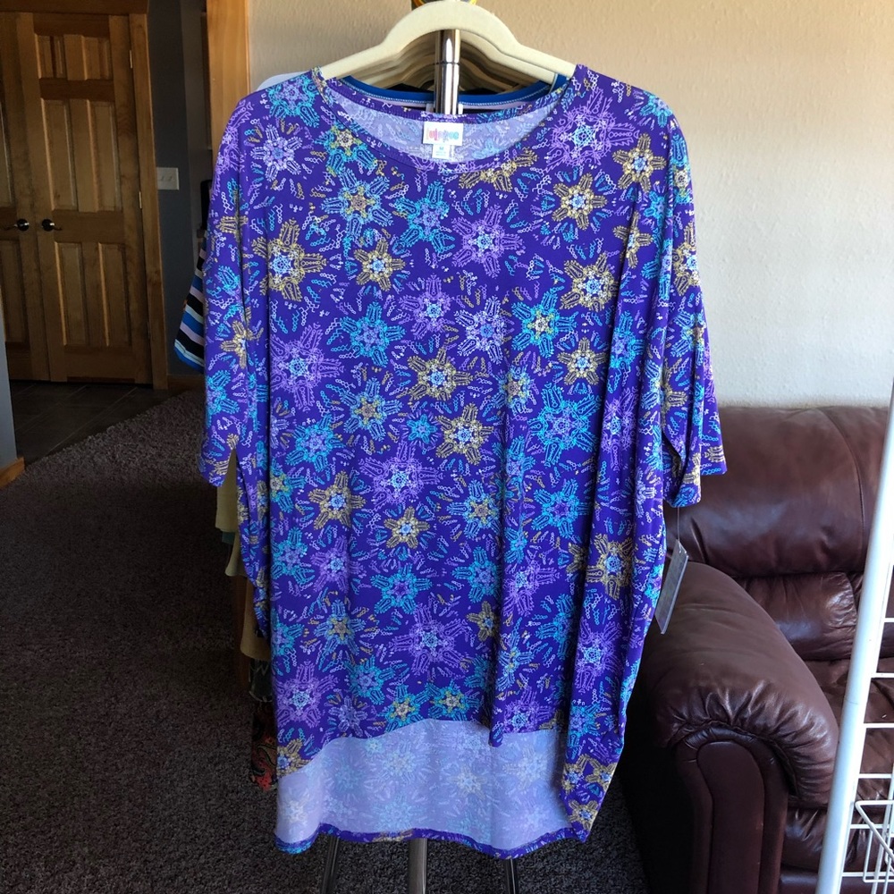 M LuLaRoe Irma BNWT